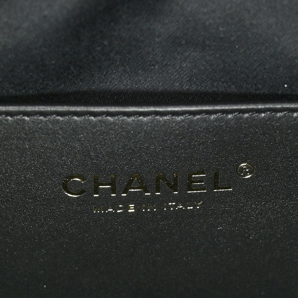 Washed Denim Quilted Medium Chanel 25 Handbag Black