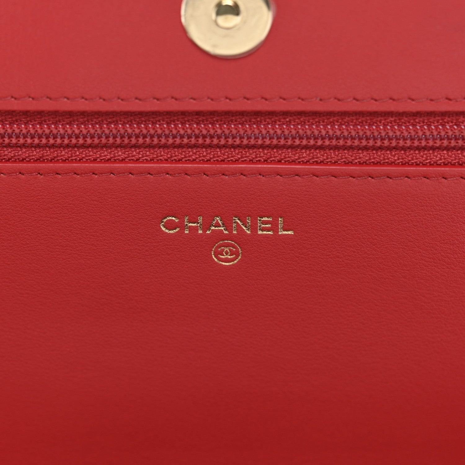 Caviar Quilted Boy Wallet On Chain WOC Red