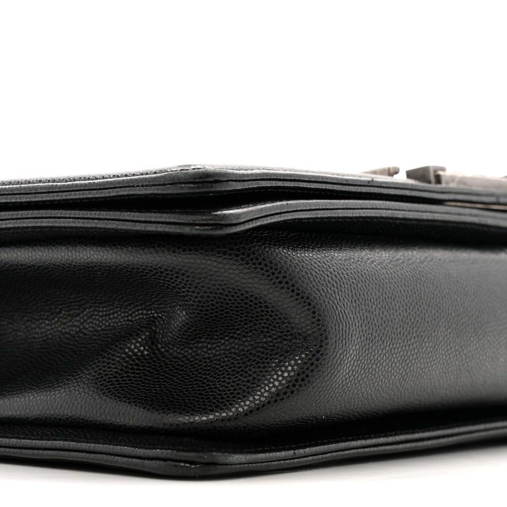 Caviar Quilted Medium Boy Flap Black