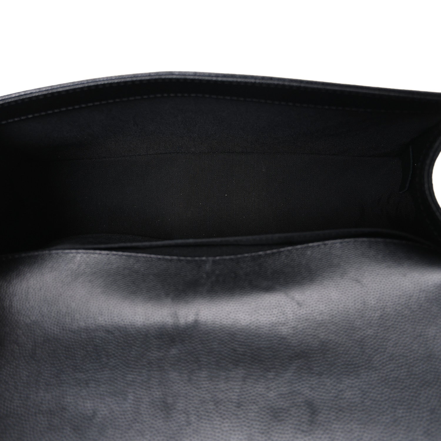 Caviar Quilted Medium Boy Flap Black