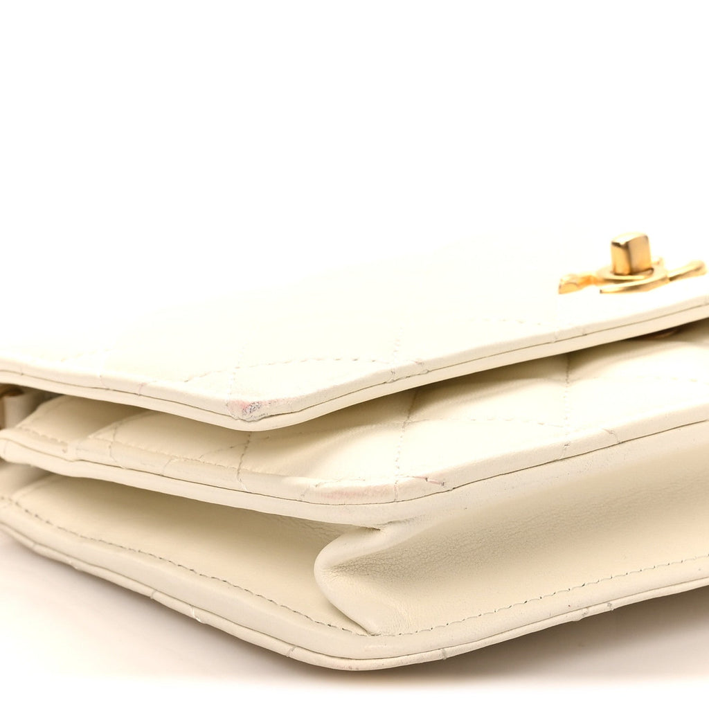 Lambskin Quilted CC Pearl Crush Wallet on Chain WOC White