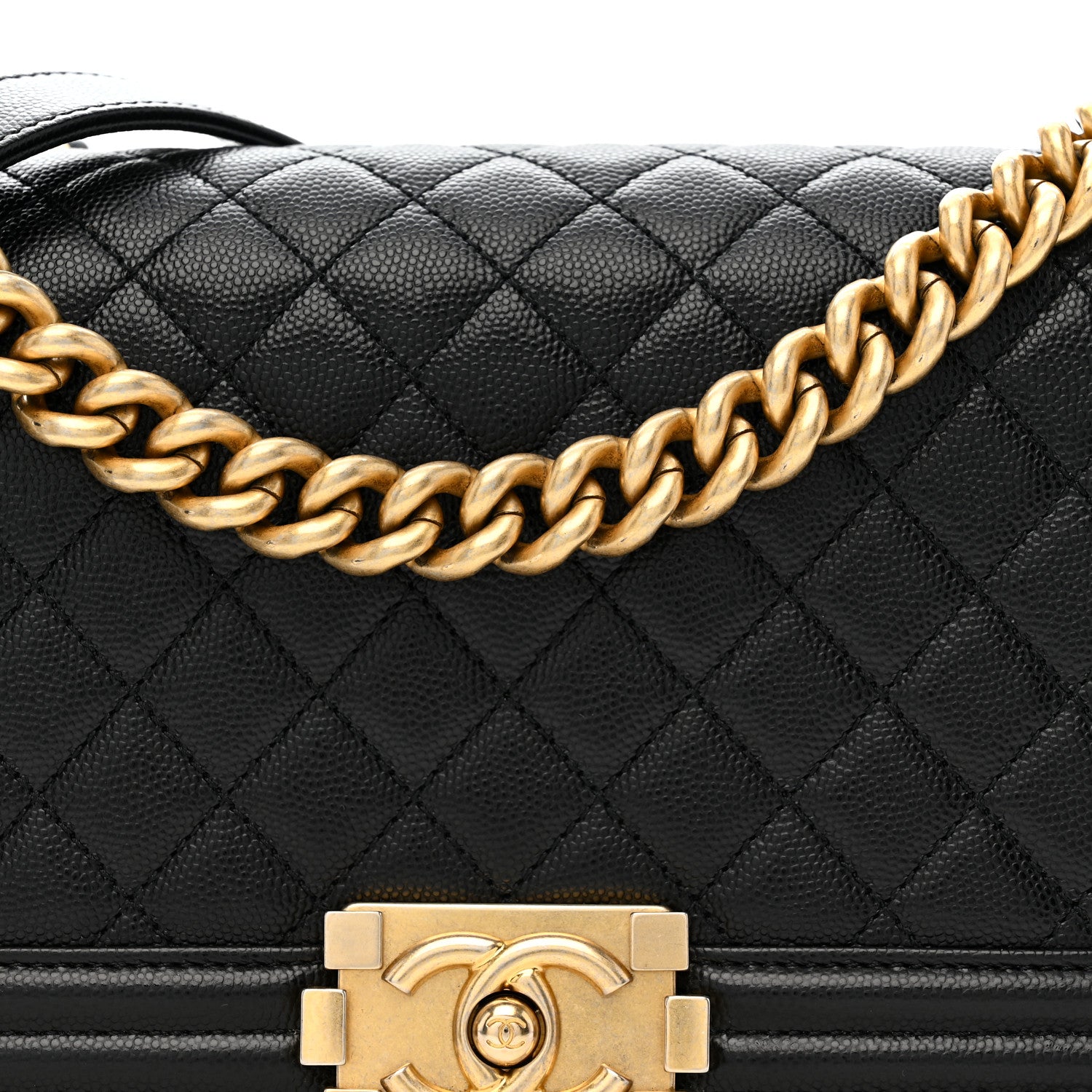 Caviar Quilted Medium Boy Flap Black