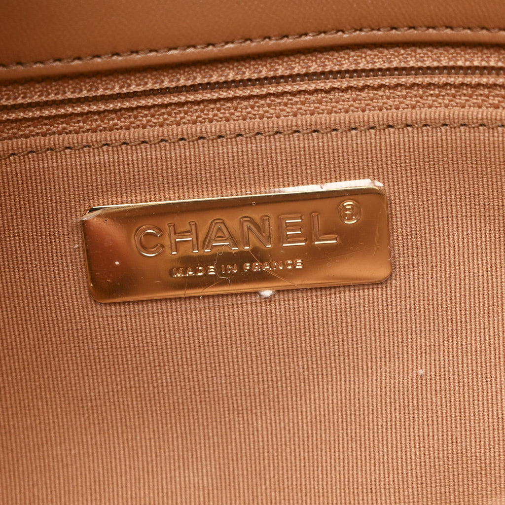 Lambskin Quilted Medium Chanel 19 Flap Brown
