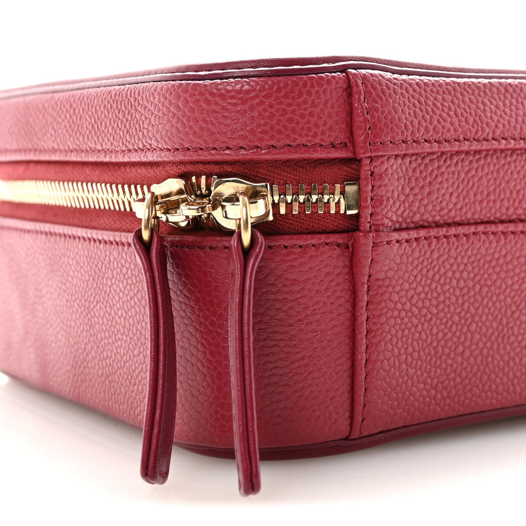 Caviar Quilted Medium CC Filigree Vanity Case Burgundy