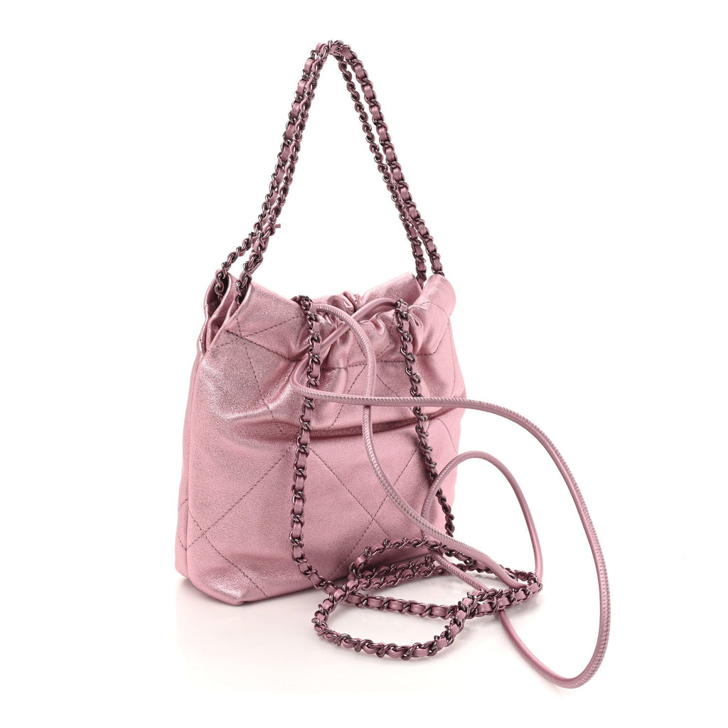 Metallic Lambskin Lacquered Monochrome Quilted Mini Chanel 22 Pink