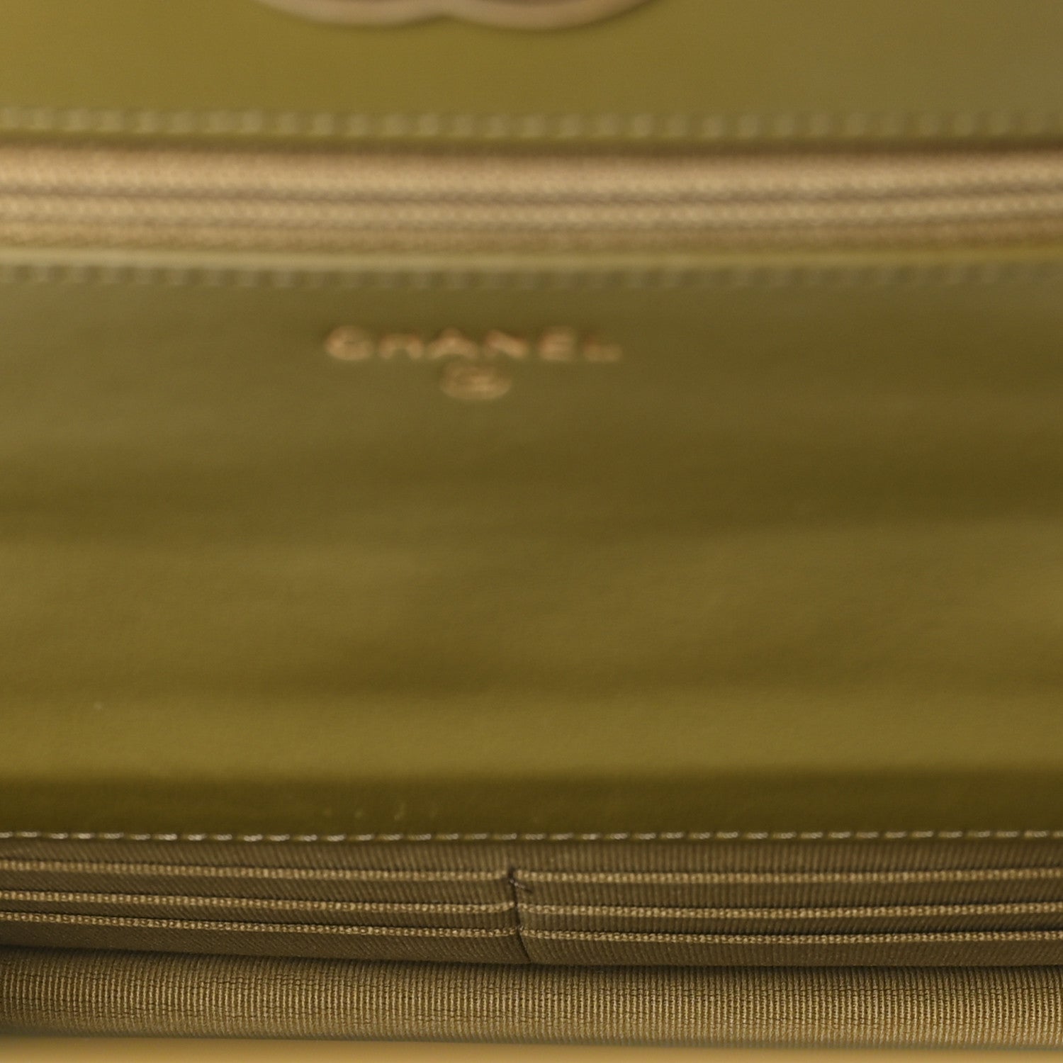 Lambskin Quilted Chanel 19 Wallet On Chain WOC Green