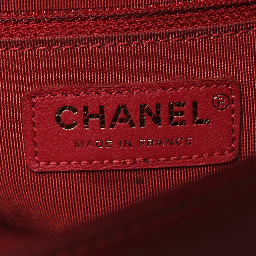 Lambskin Quilted New Medium Boy Flap Red