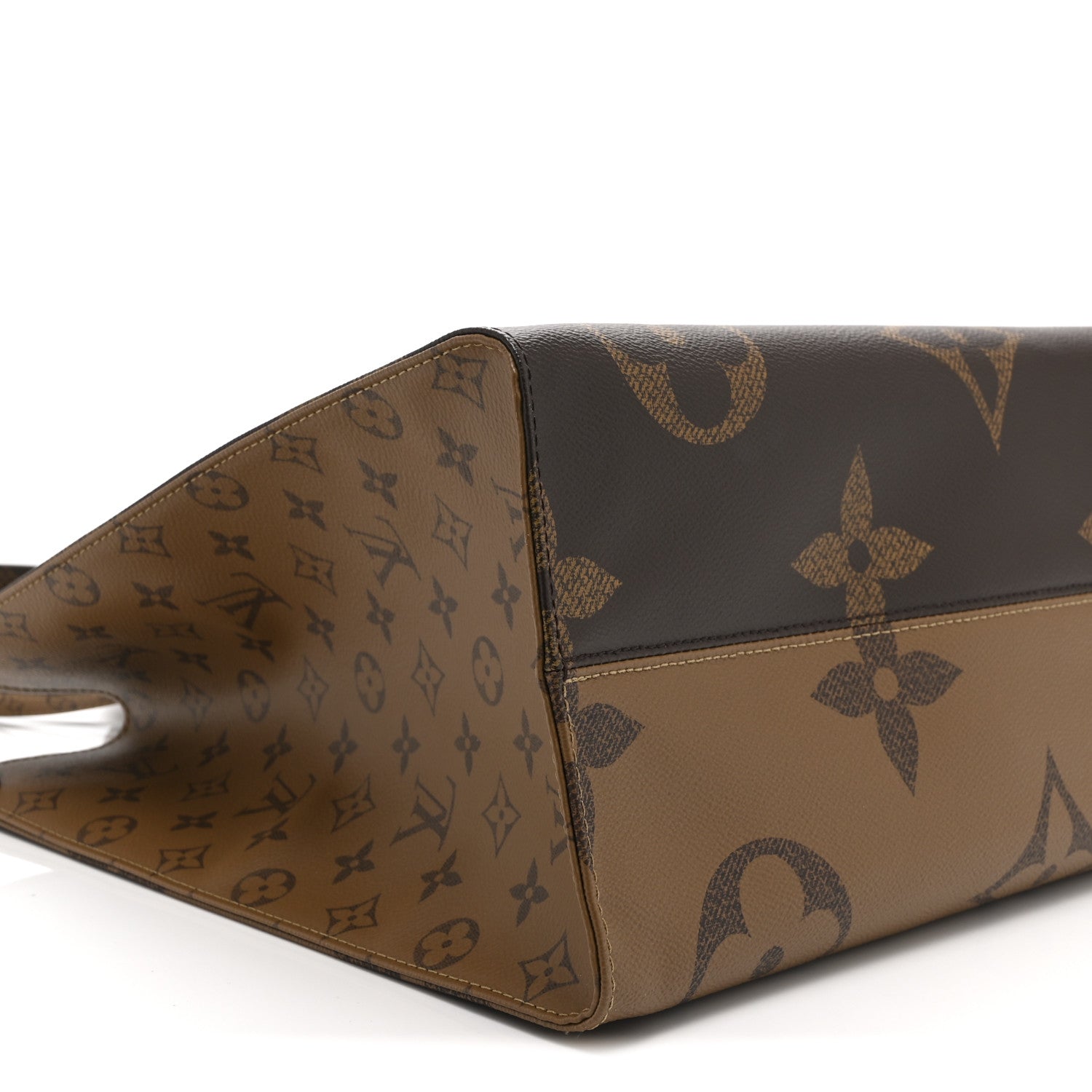 Reverse Monogram Giant Onthego GM