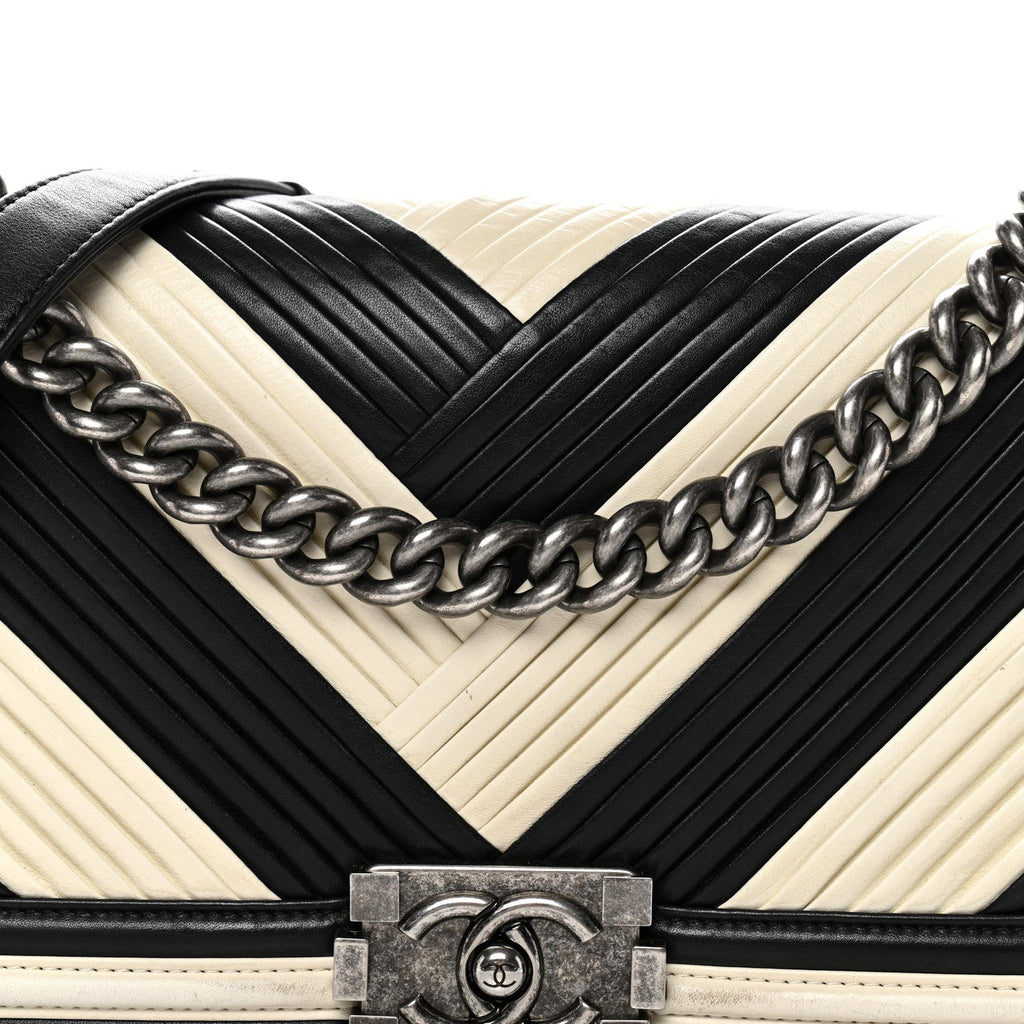 Calfskin Pleated Medium Boy In Rome Flap Black White