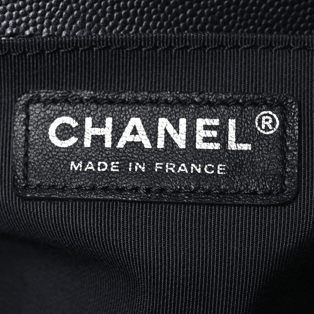 Metallic Caviar Quilted Medium Boy Flap Navy