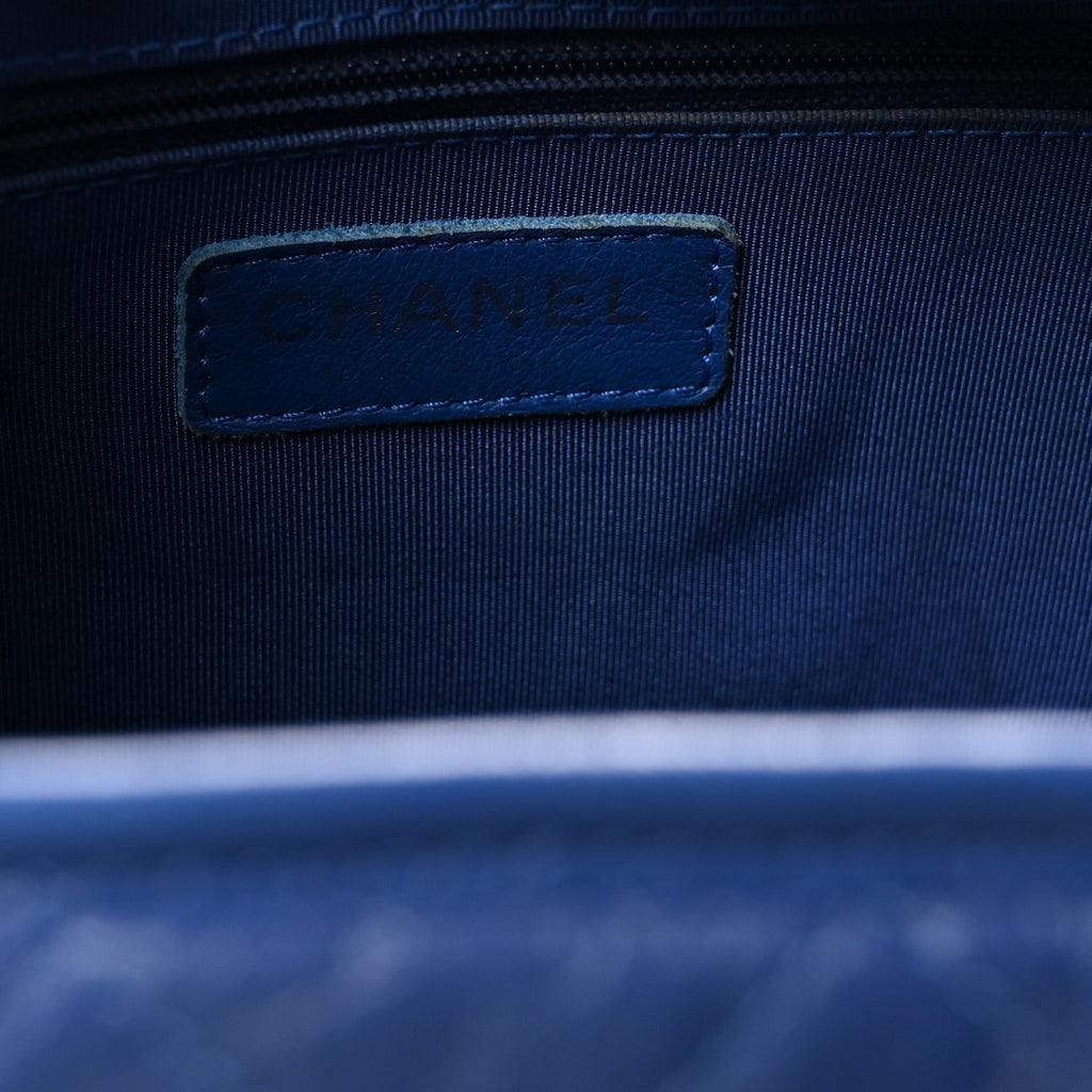 Aged Calfskin Quilted Medium Gabrielle Hobo Blue