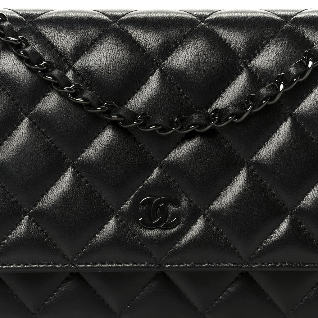 Lambskin Quilted Wallet On Chain WOC So Black