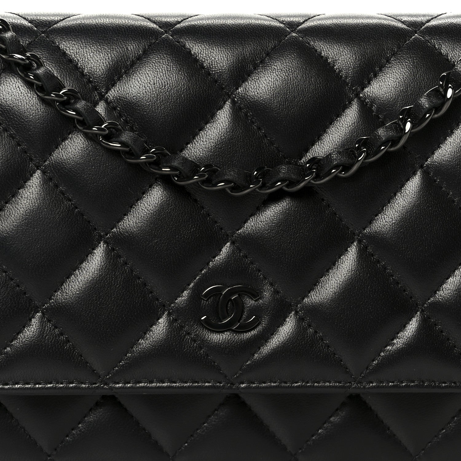 Lambskin Quilted Wallet On Chain WOC So Black