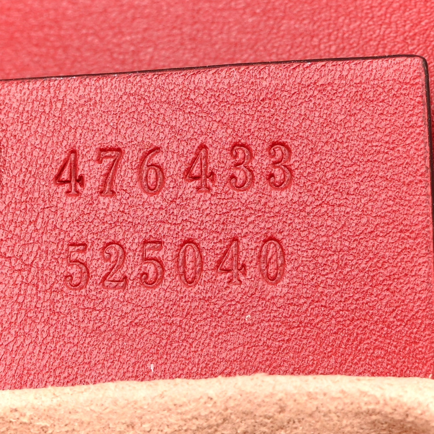 Calfskin Matelasse Super Mini GG Marmont Shoulder Bag Hibiscus Red