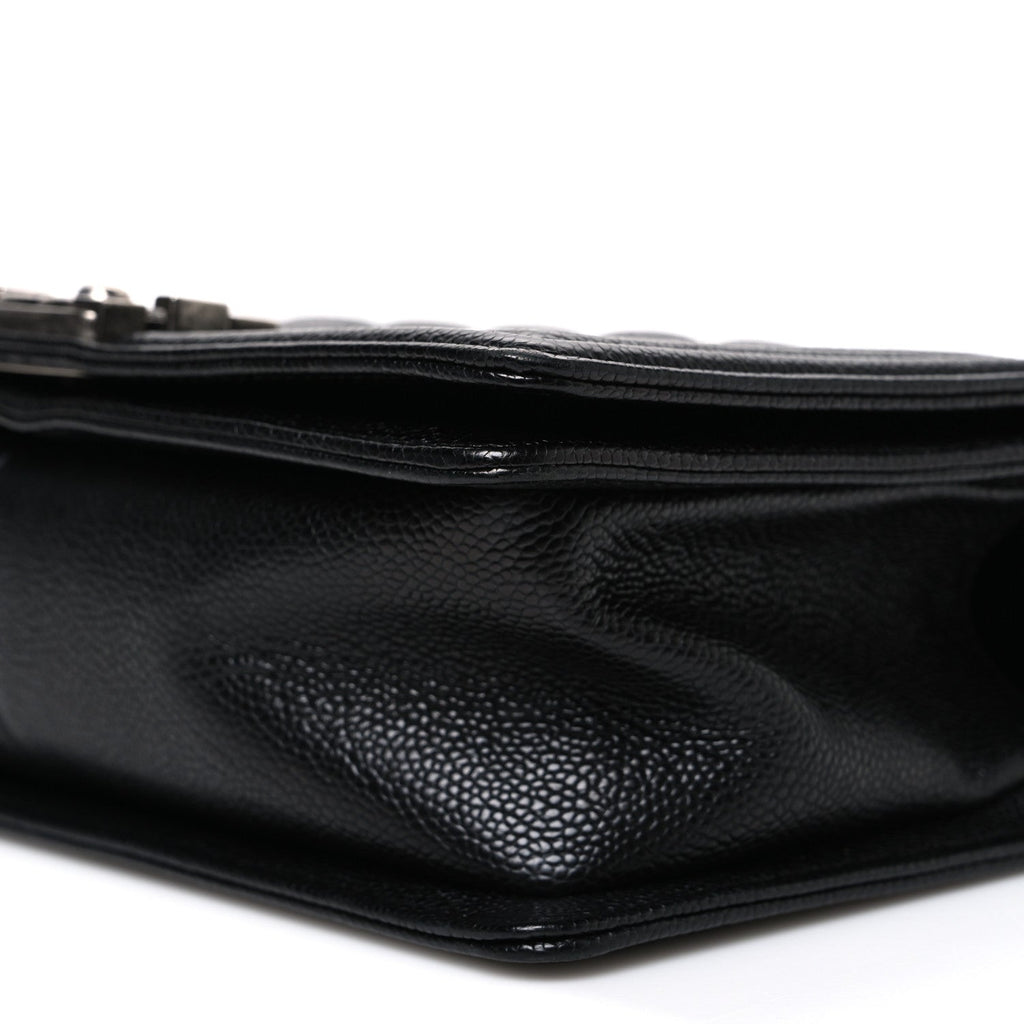 Caviar Quilted Medium Boy Flap Black
