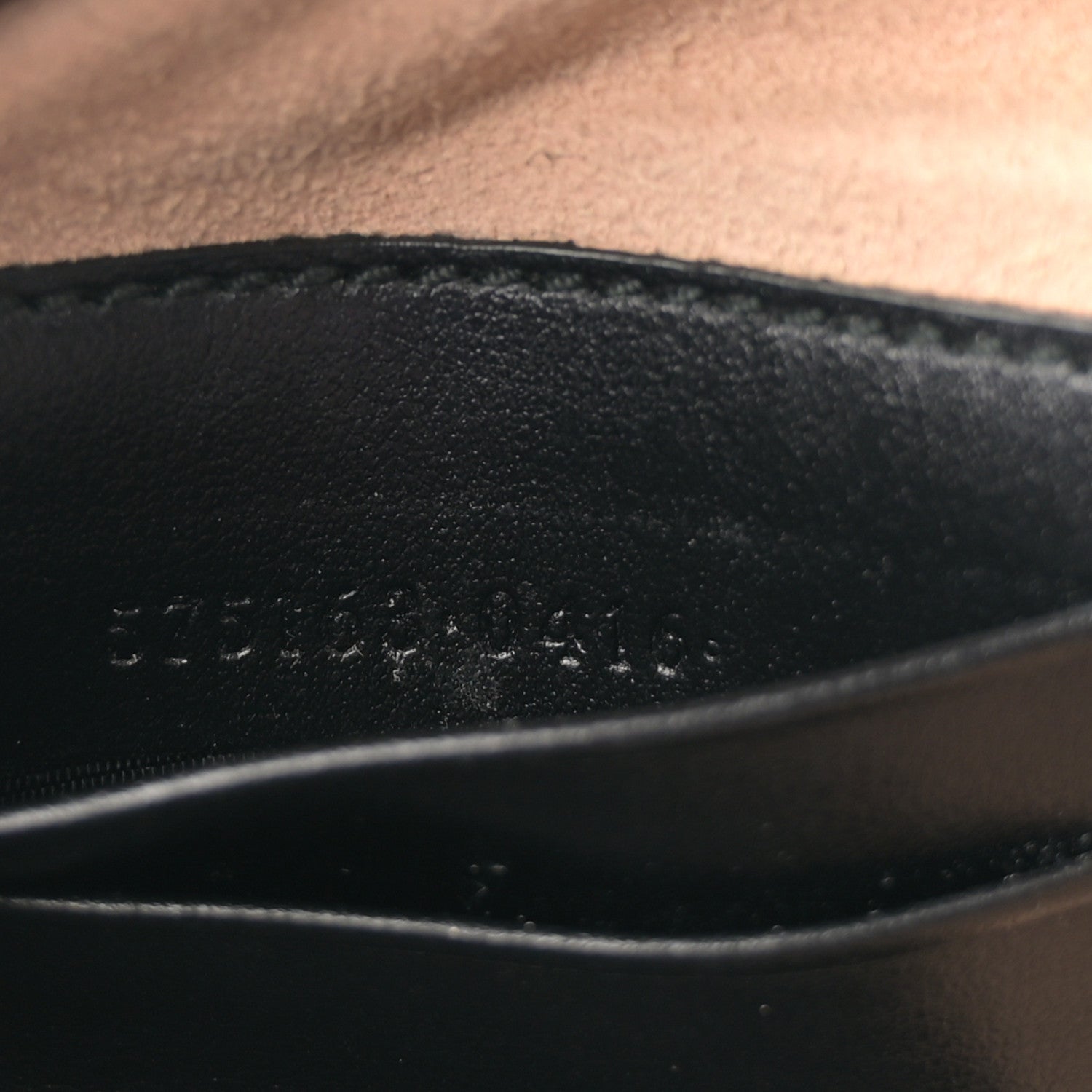 Calfskin Matelasse Mini GG Marmont 2.0 Bucket Bag Black
