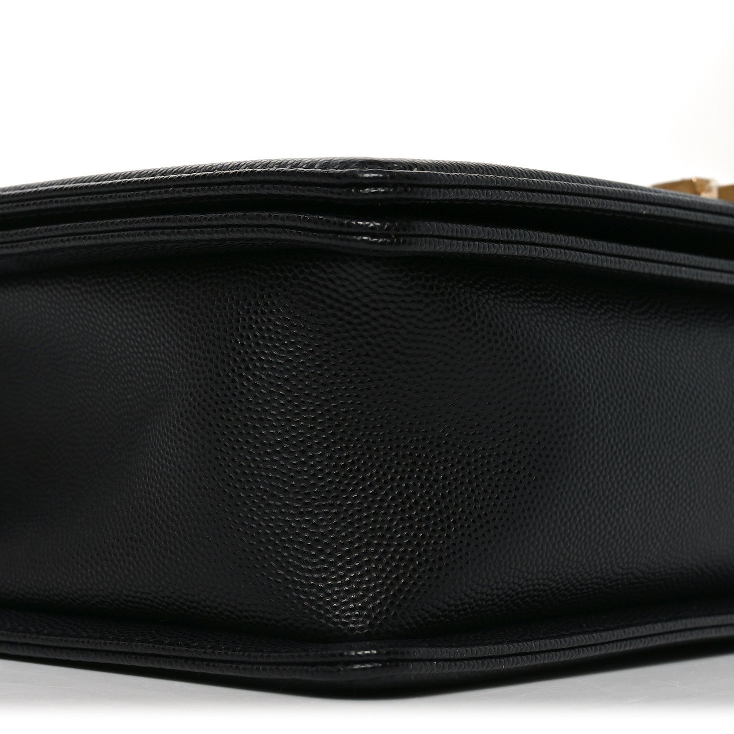 Caviar Quilted New Medium Boy Flap Black