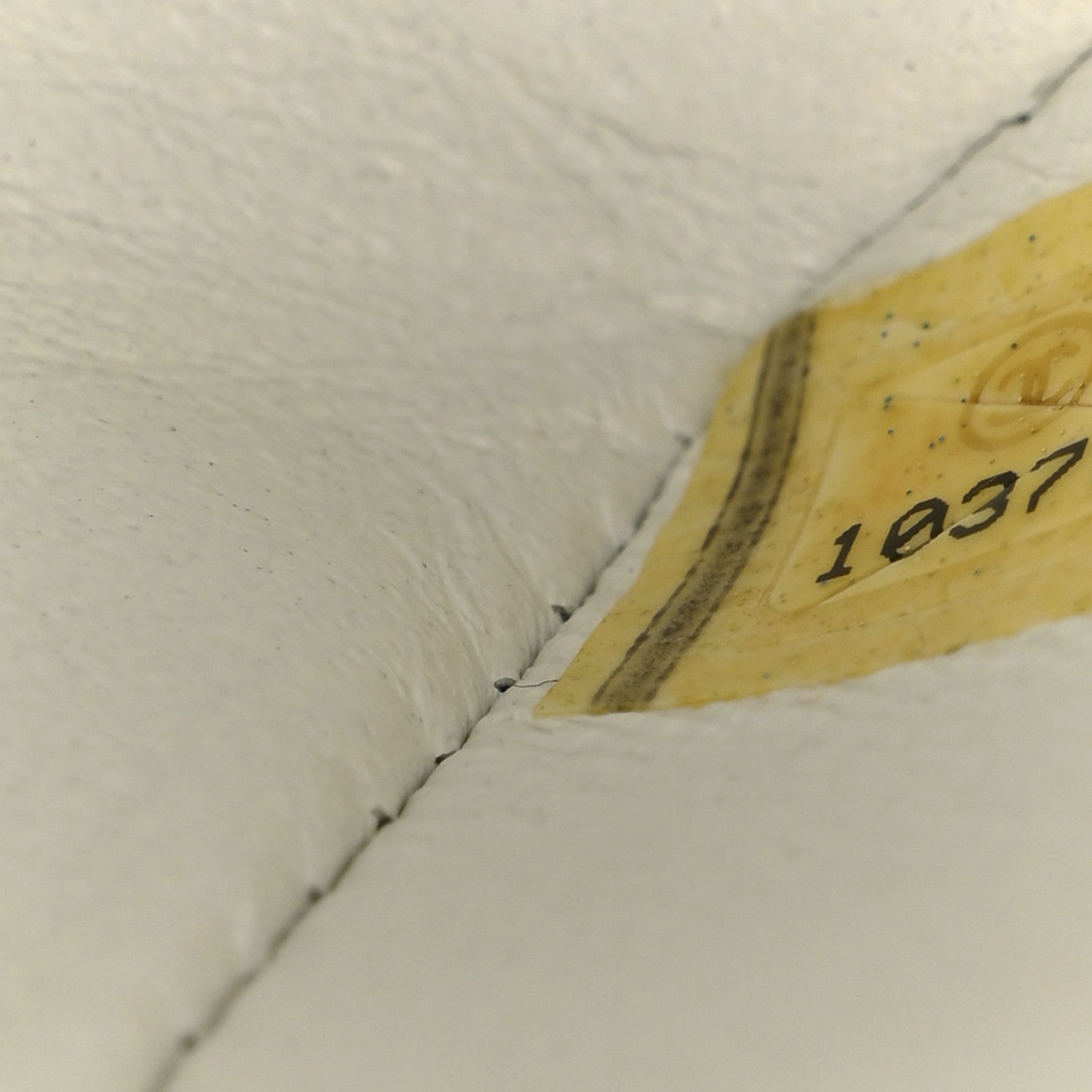 Caviar Quilted Medium Double Flap White