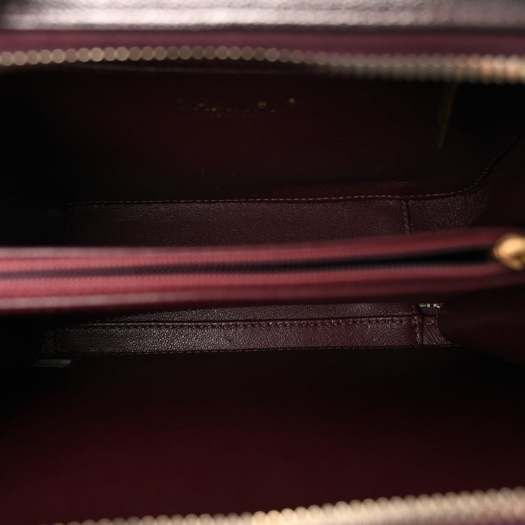 Iridescent Caviar Quilted Medium CC Filigree Vanity Case Burgundy