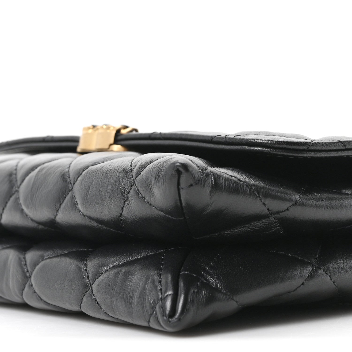 Lambskin Quilted Chanel 19 Chain Flap Wallet Black