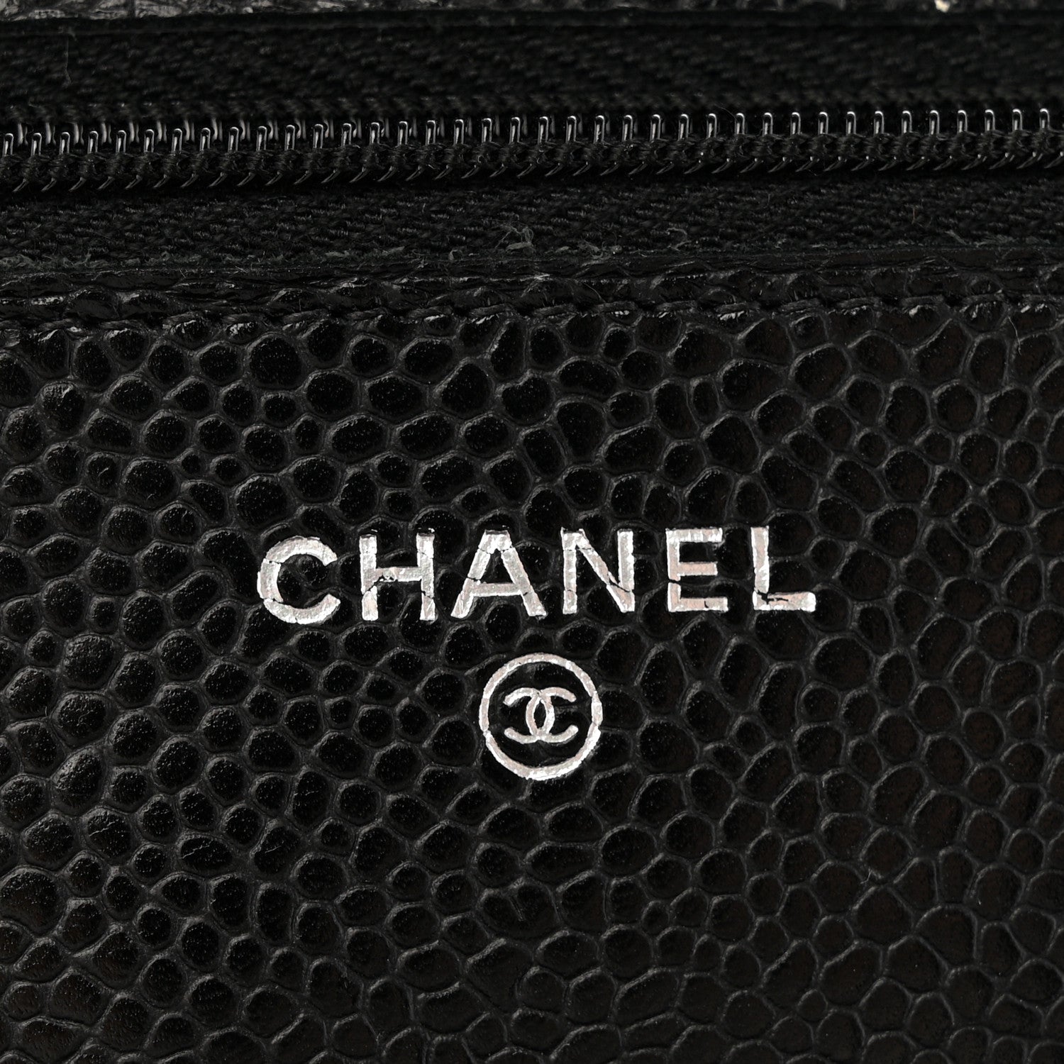 Caviar Quilted Wallet on Chain WOC Black