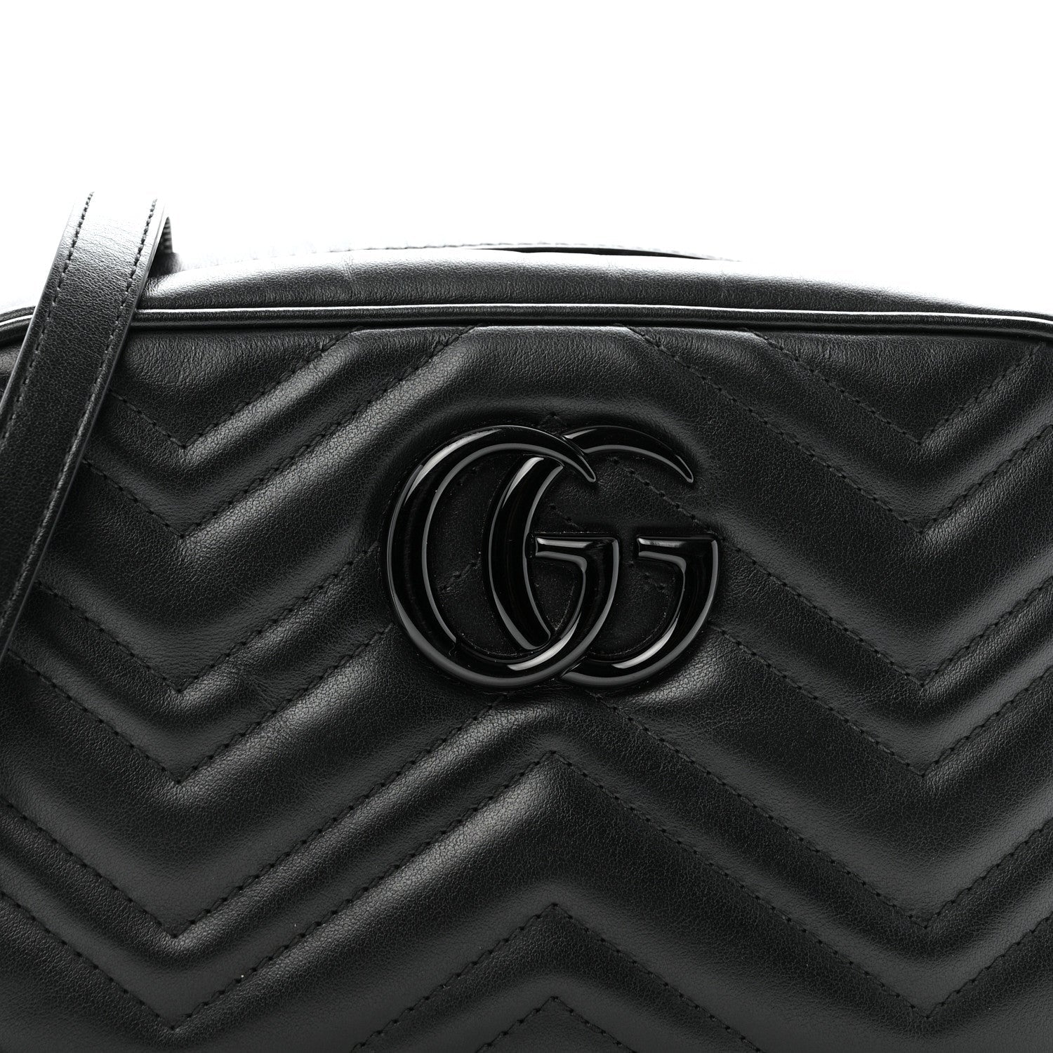 Calfskin Matelasse Monochrome Small GG Marmont Chain Shoulder Bag Black