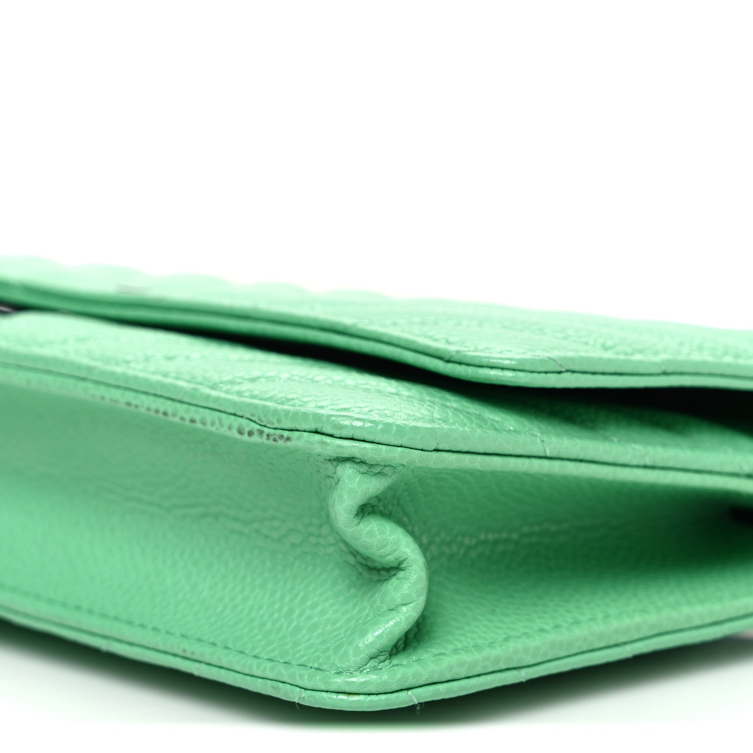 Caviar Chevron Quilted Wallet On Chain WOC Green