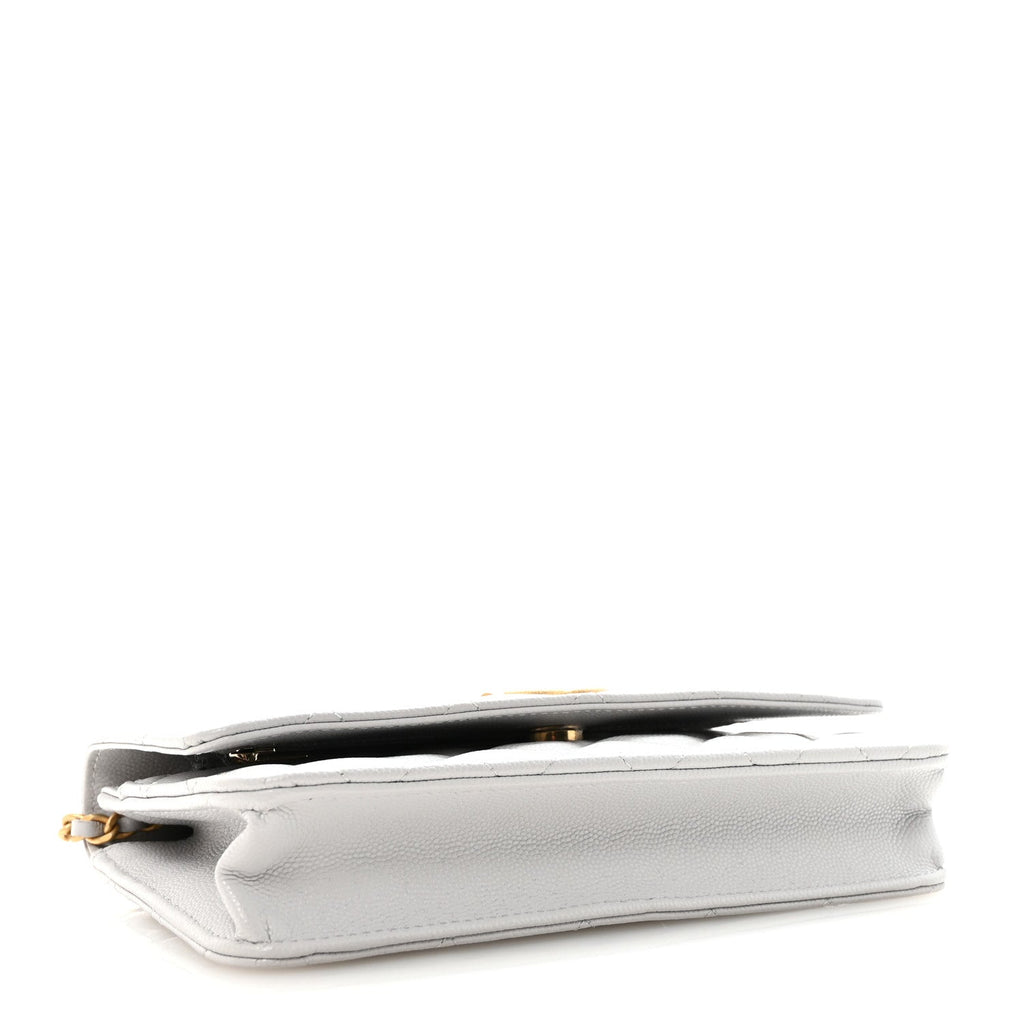 Caviar Quilted Textured CC Wallet on Chain WOC Grey