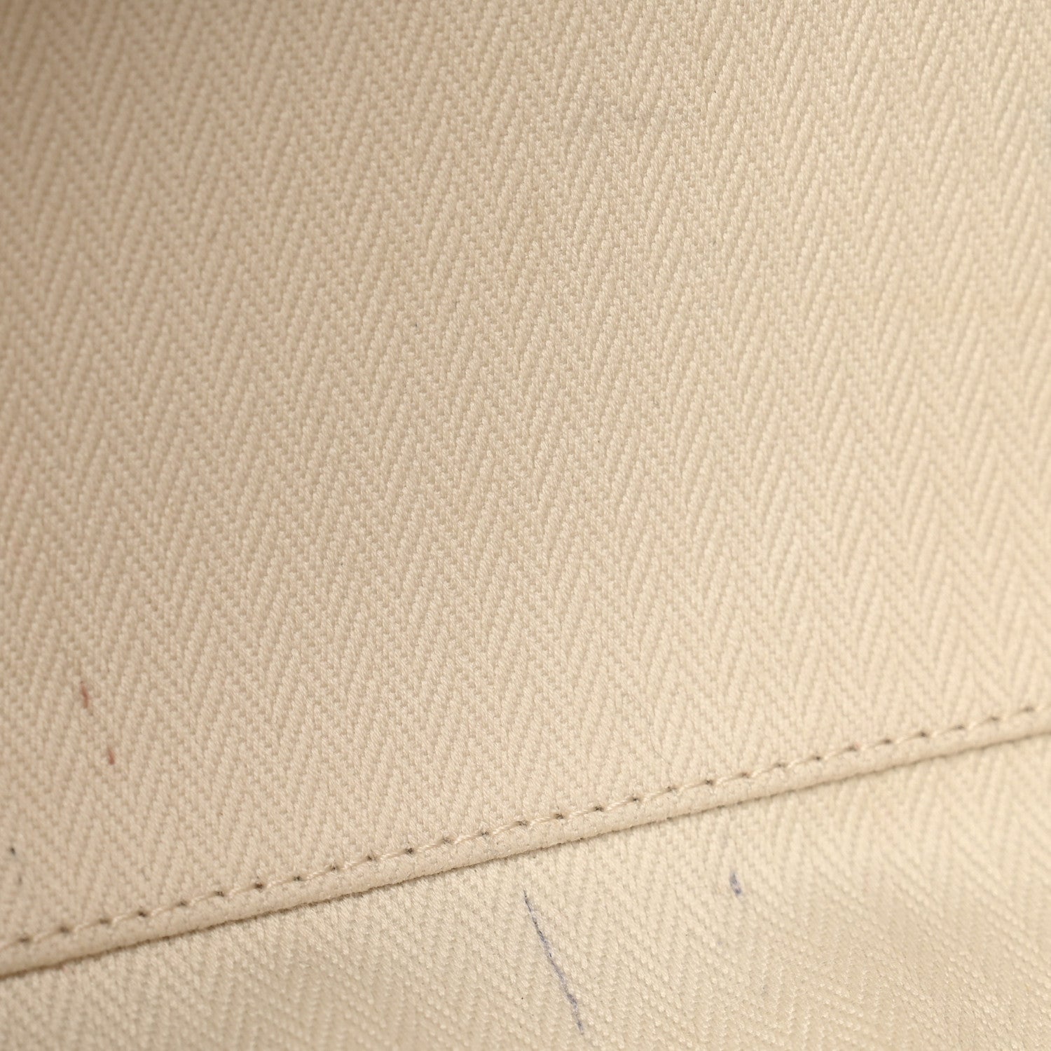 Matte Grained Calfskin Soft Margaux 17 Dark Taupe