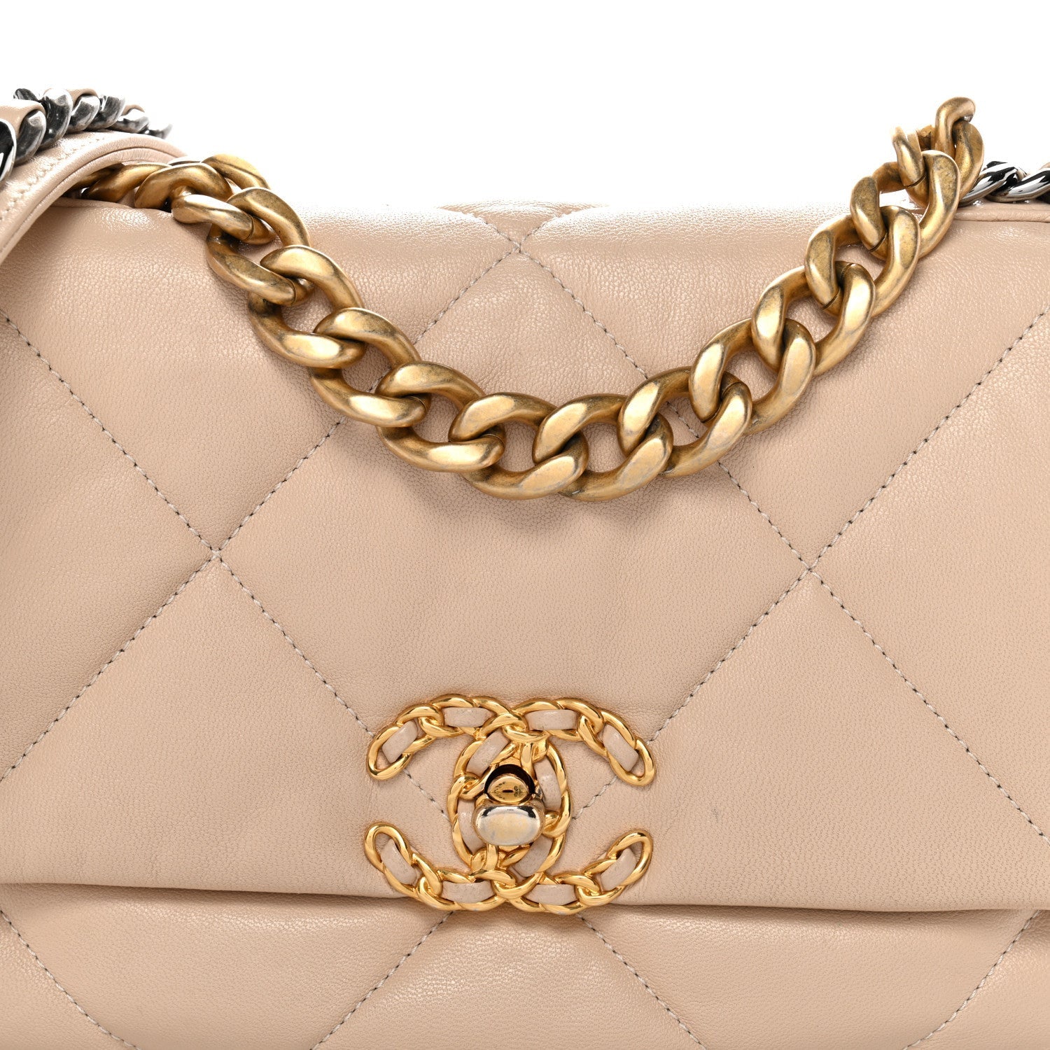 Lambskin Quilted Medium Chanel 19 Flap Beige