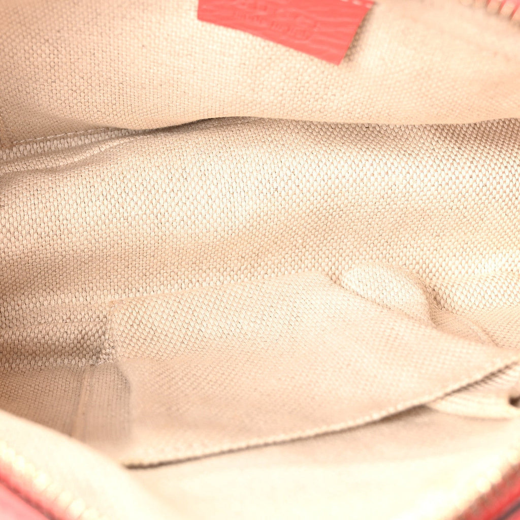 Pebbled Calfskin Small Soho Disco Bag Tabasco Red