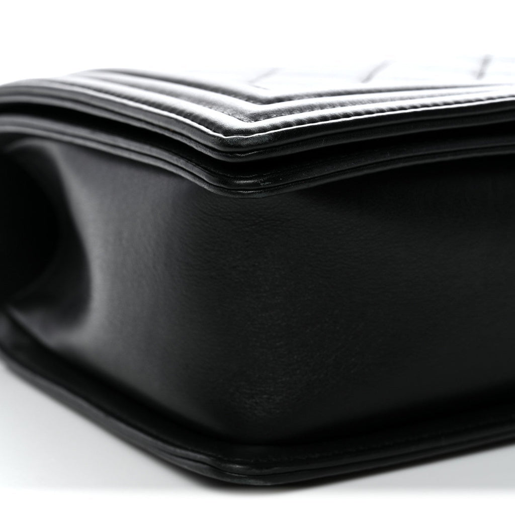 Calfskin Quilted Medium Boy Flap Black