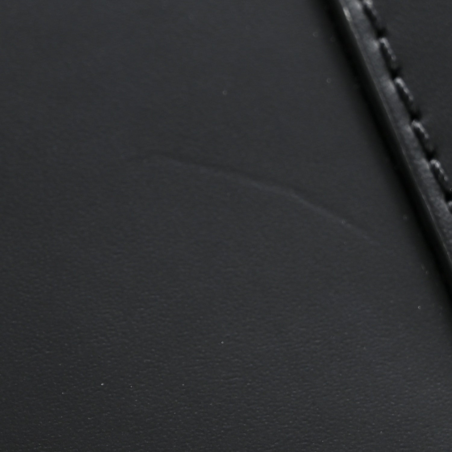 LV X TM Epi Alma BB Black