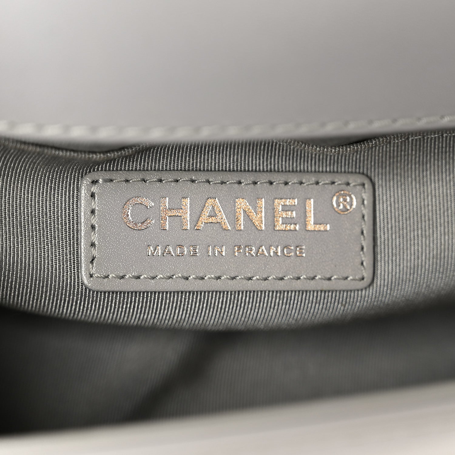 Iridescent Lambskin Quilted Small Chain Around Boy Flap Grey