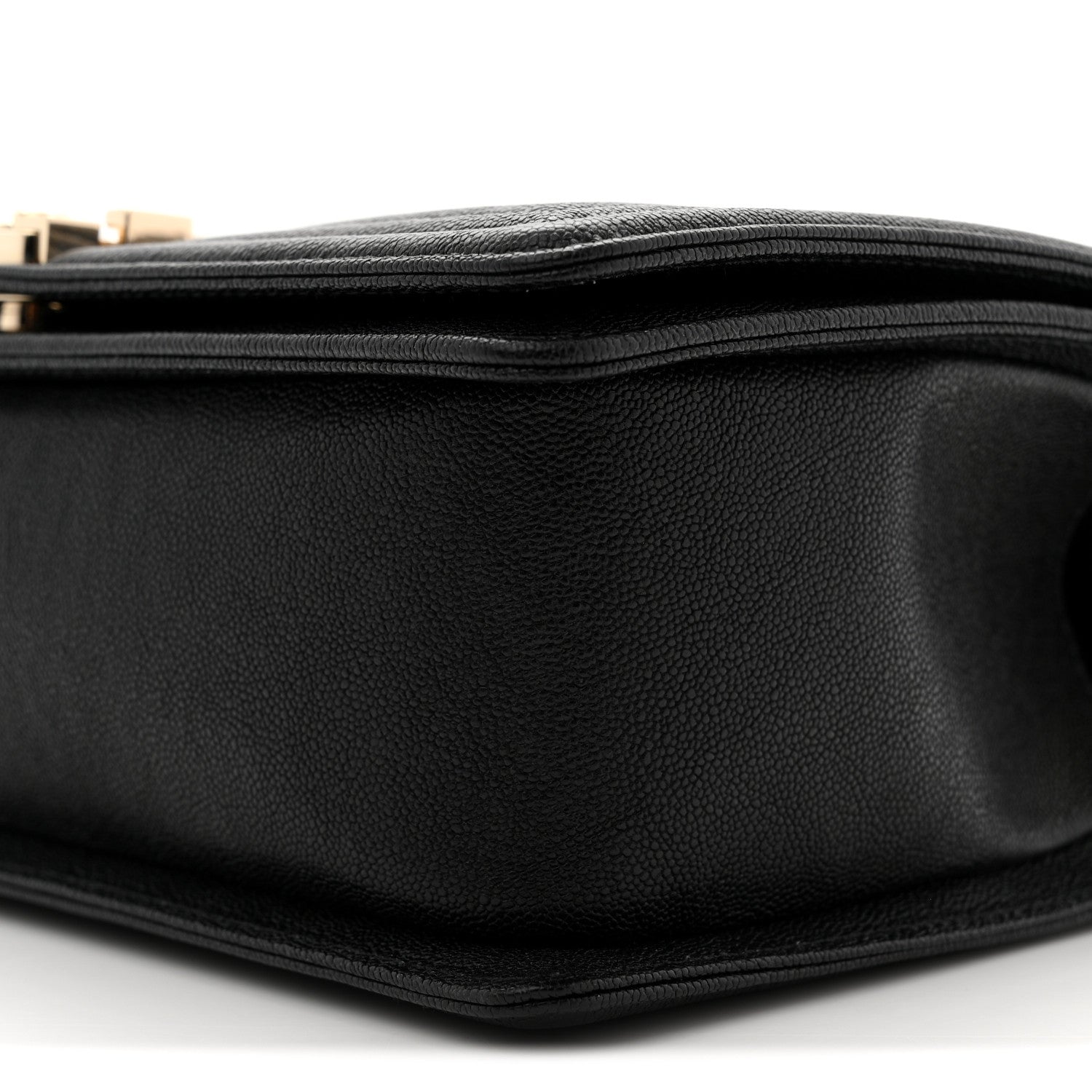 Caviar Chevron Quilted Medium Boy Flap Black