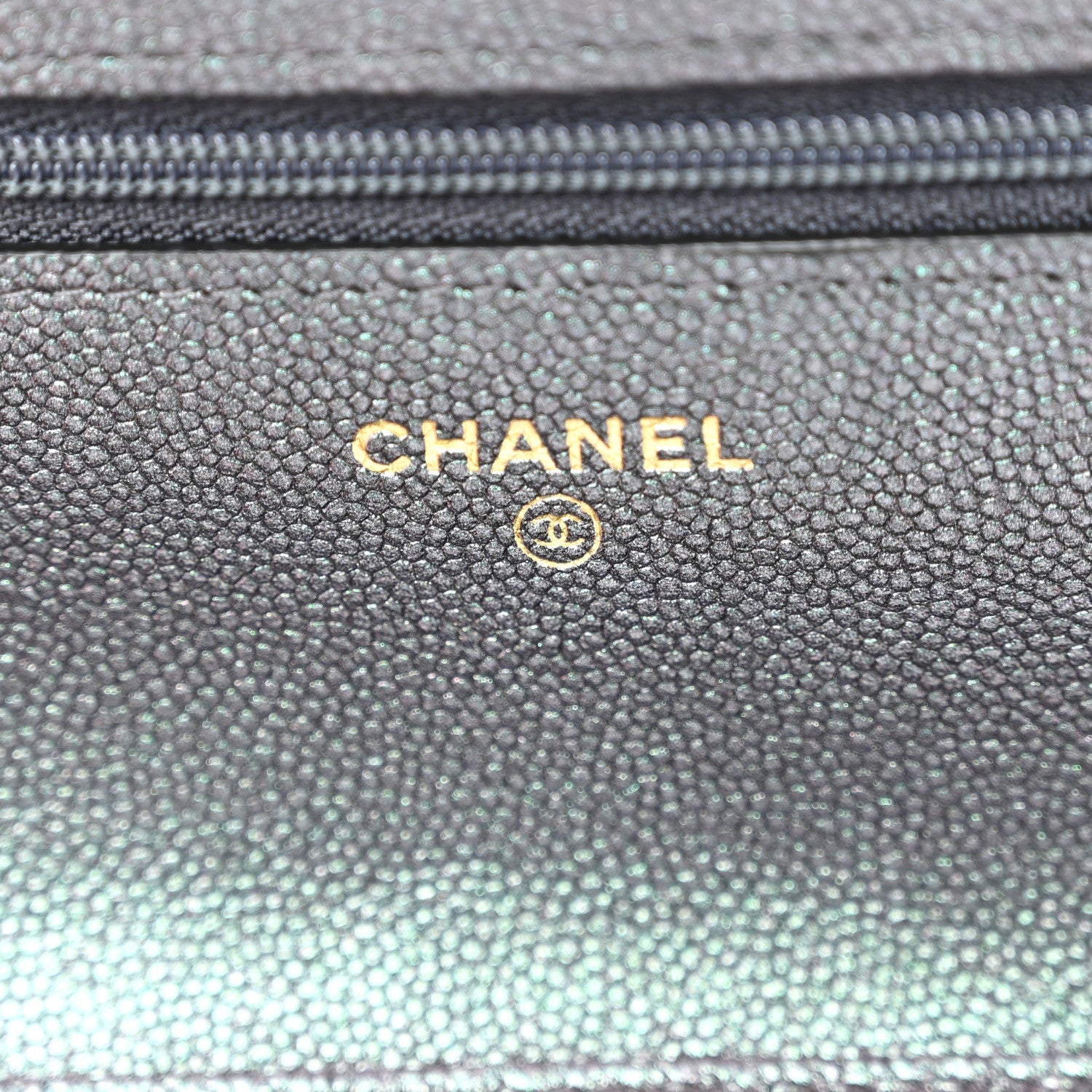 Iridescent Caviar Quilted Wallet On Chain WOC Green