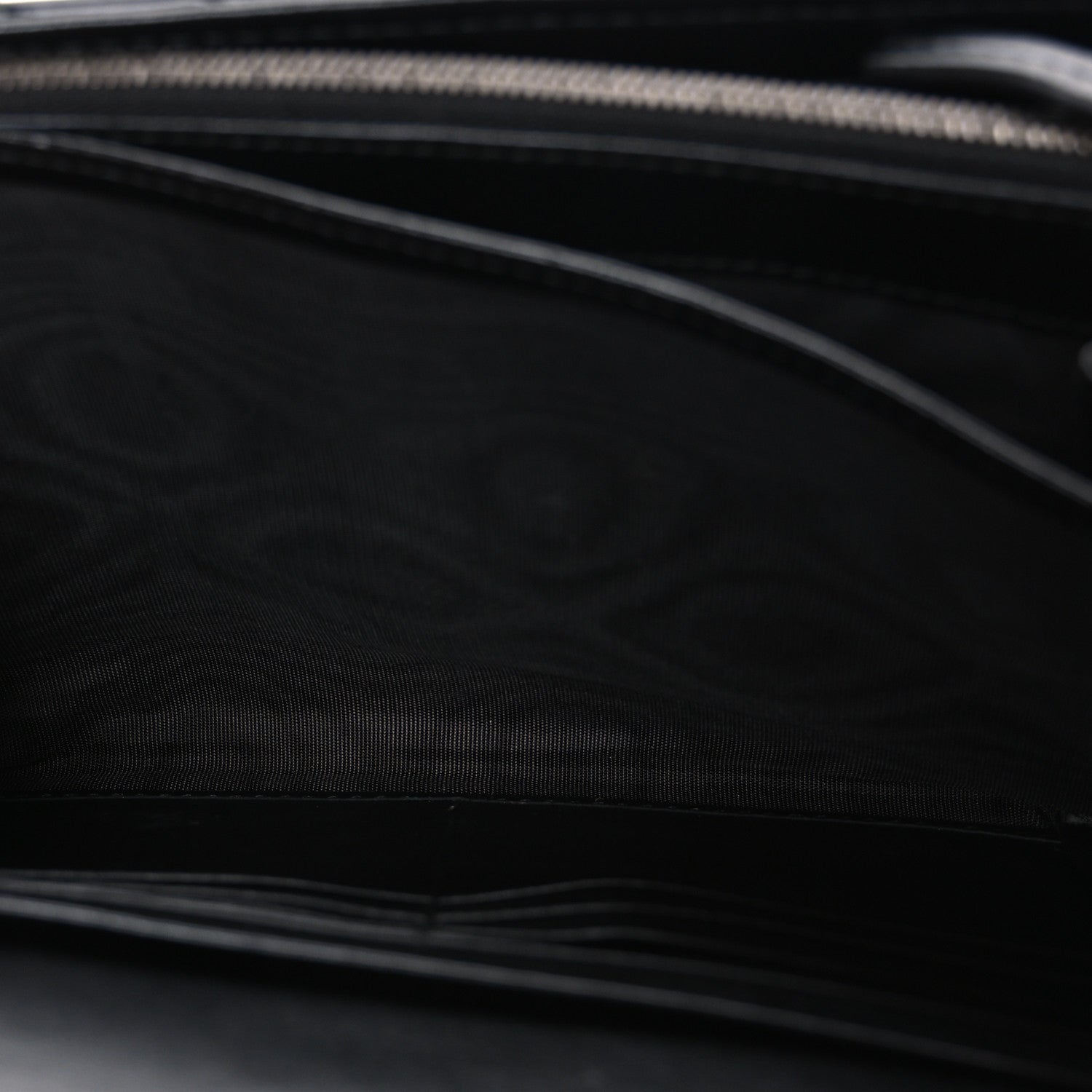 Calfskin Matelasse GG Marmont Chain Wallet Black