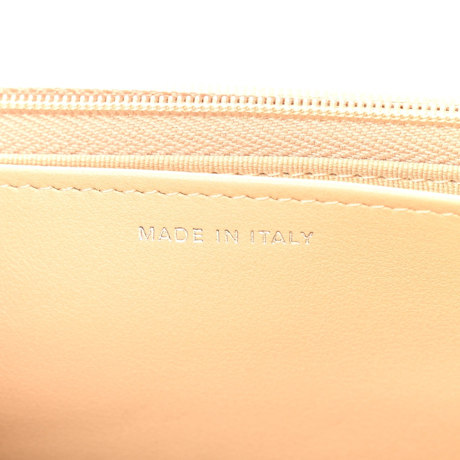 Caviar Quilted Wallet on Chain WOC Beige