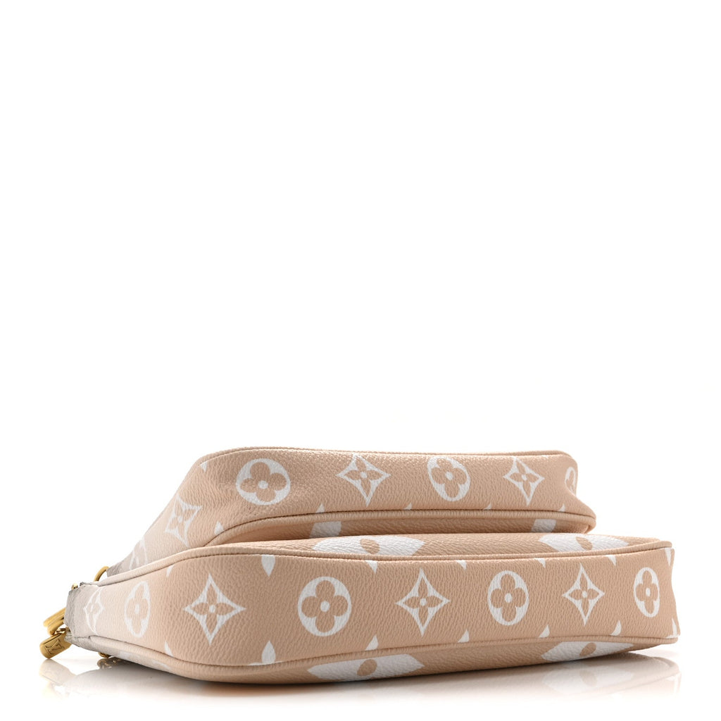 Monogram Giant By The Pool Multi Pochette Accessories Brume