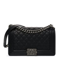 Caviar Quilted Medium Boy Flap Black