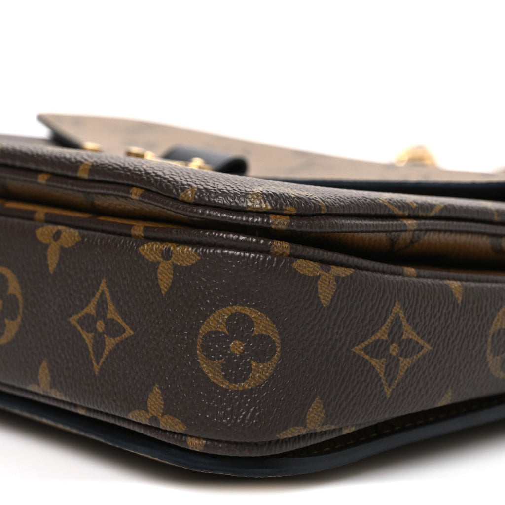 Reverse Monogram Pochette Metis