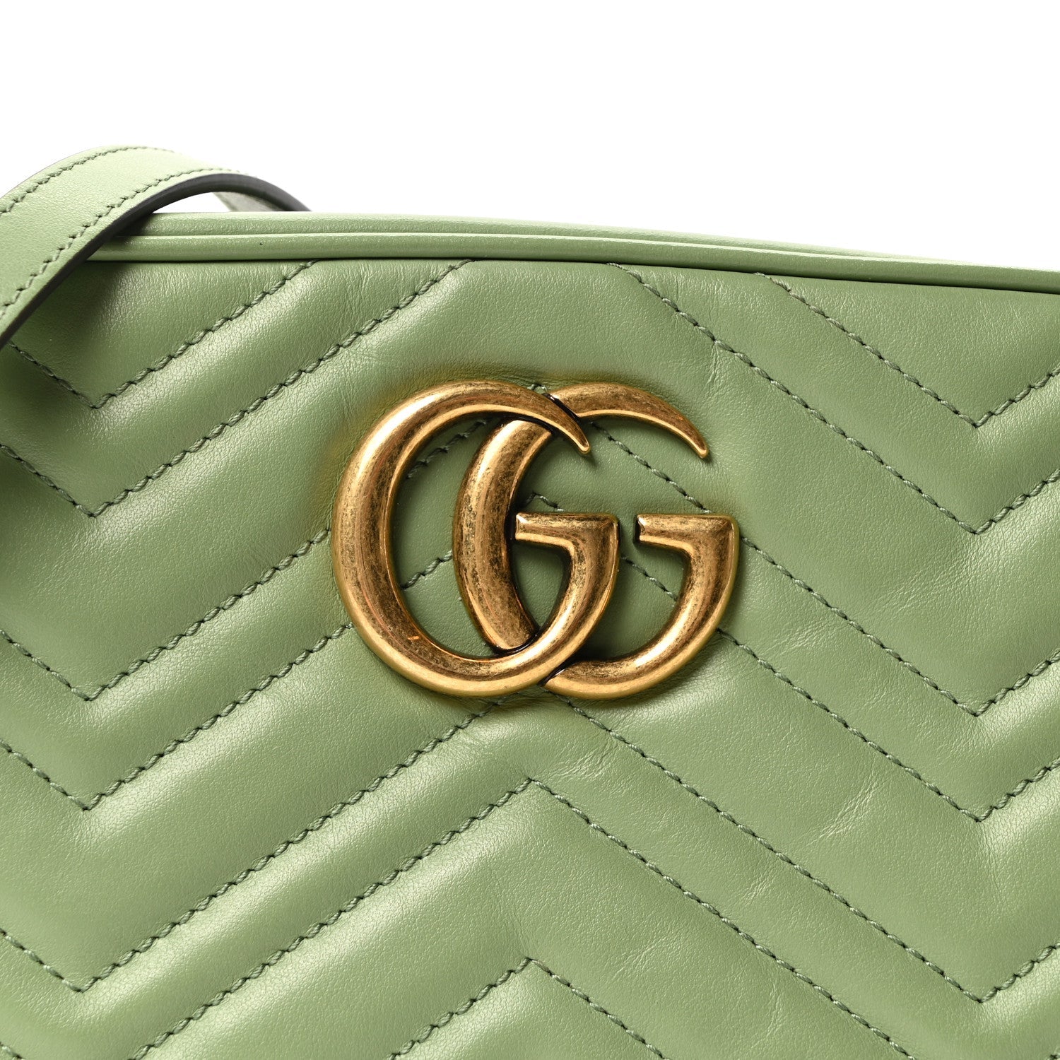 Calfskin Matelasse Small GG Marmont Chain Shoulder Bag Salamander Green