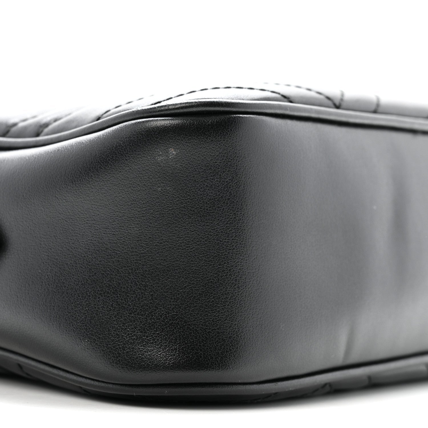 Calfskin Matelasse Monochrome Small GG Marmont Chain Shoulder Bag Black