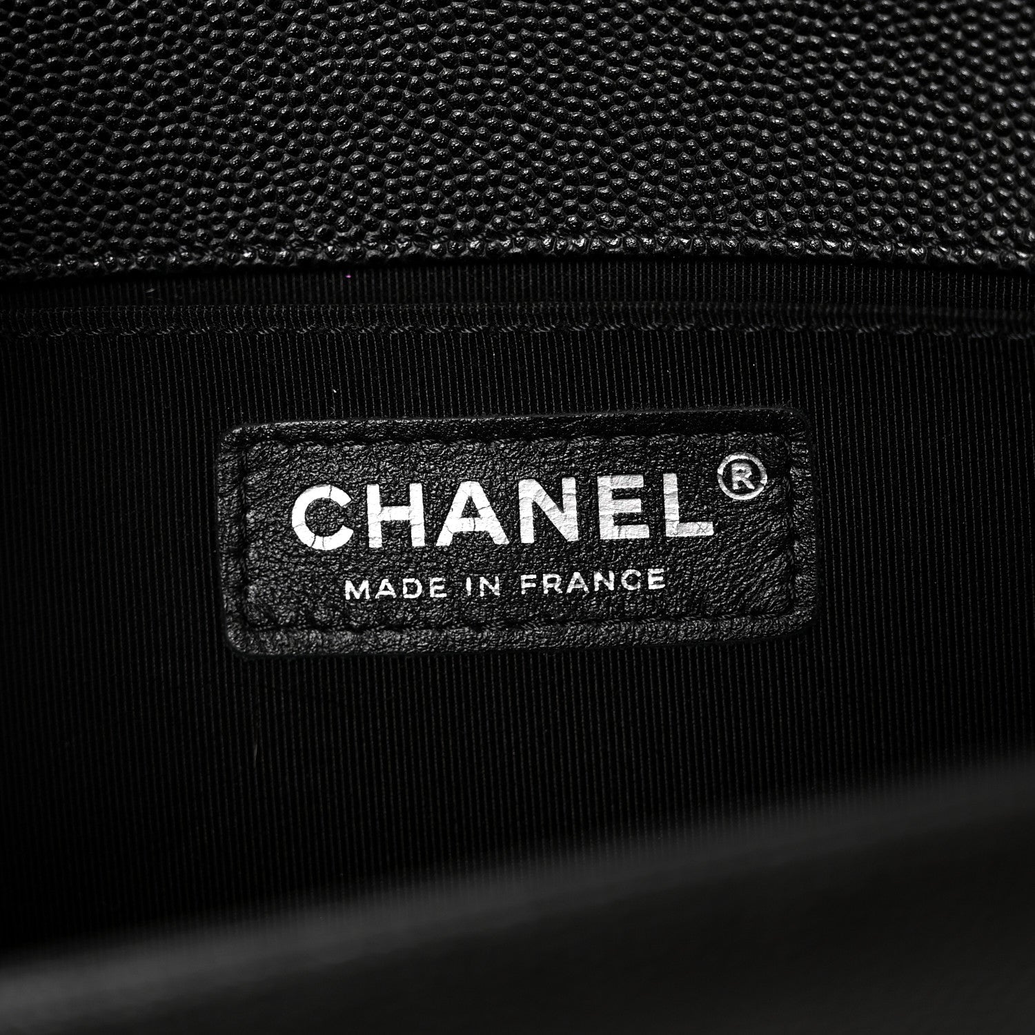 Caviar Quilted Medium Boy Flap Black