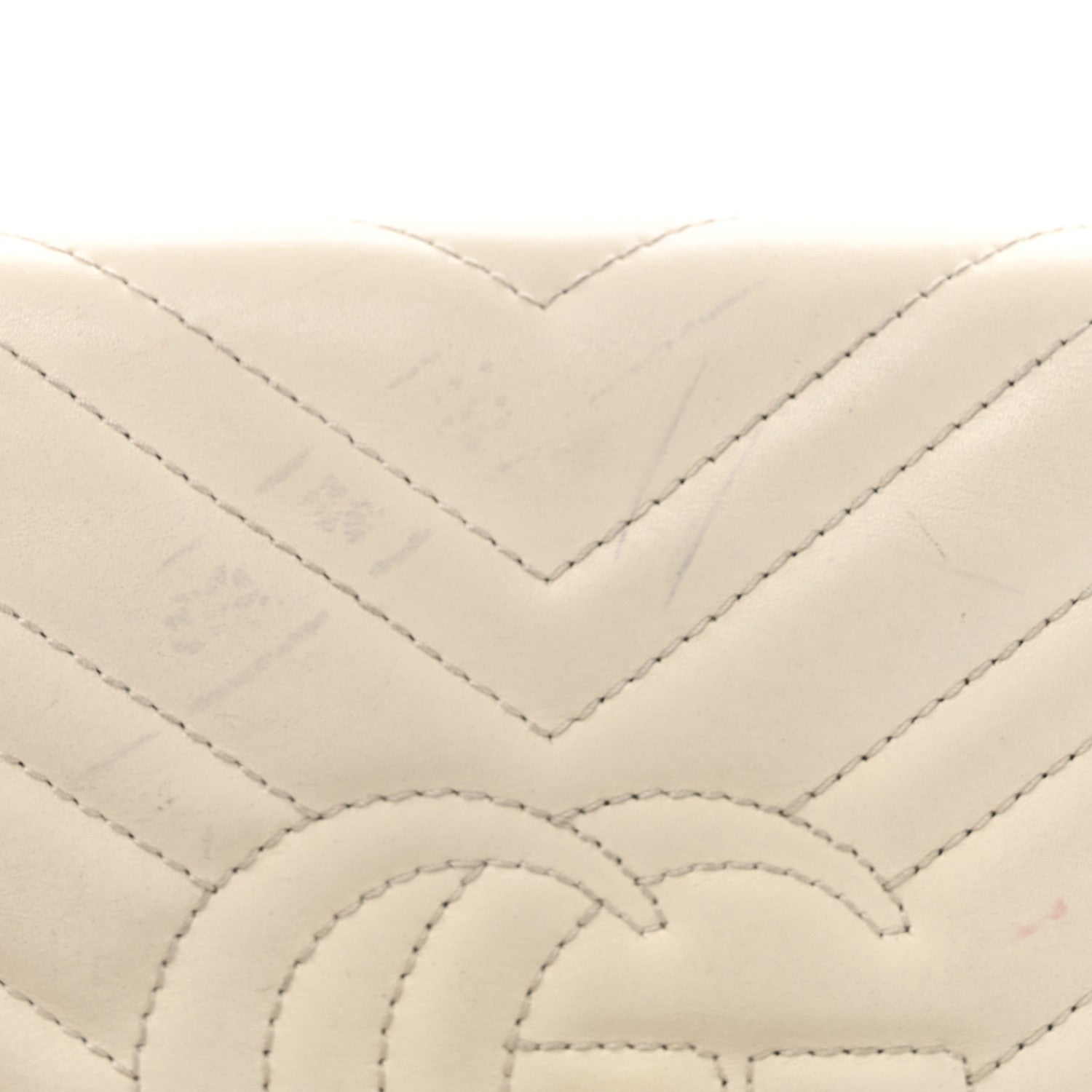 Calfskin Matelasse GG Marmont Chain Wallet Mystic White