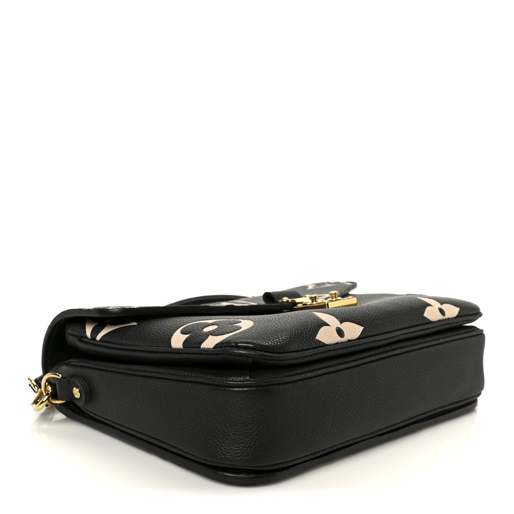Empreinte Monogram Giant Pochette Metis Black Beige