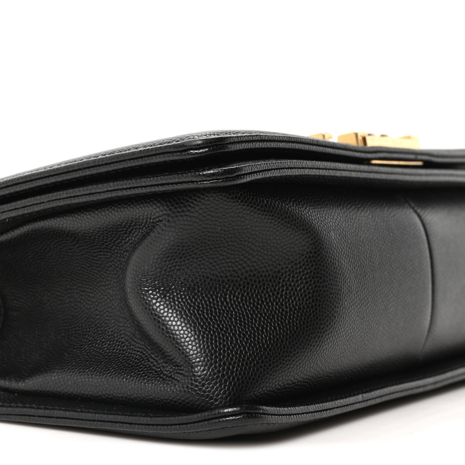 Caviar Quilted Medium Boy Flap Black