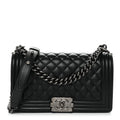 Caviar Quilted Medium Boy Flap Black