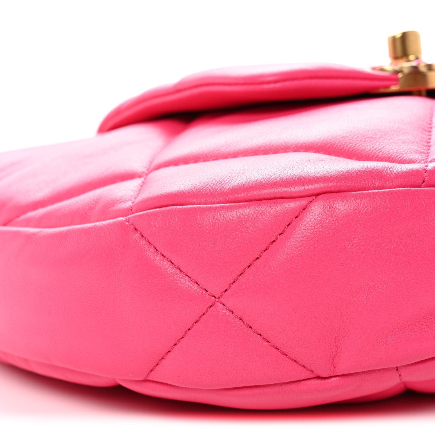 Lambskin Quilted Chanel 19 Hobo Pink