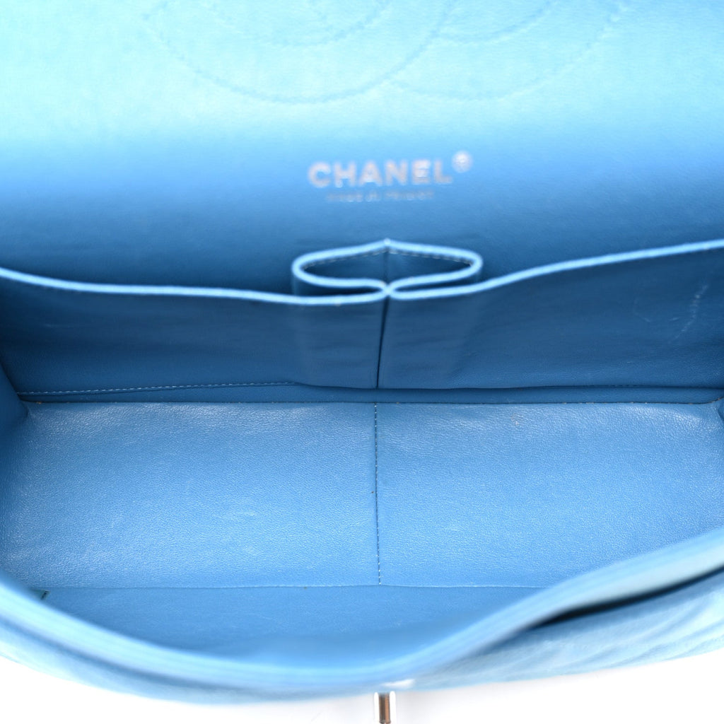 Iridescent Caviar Quilted Jumbo Double Flap Blue